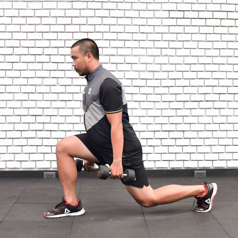 reverse-dumbbell-lunges-irontec